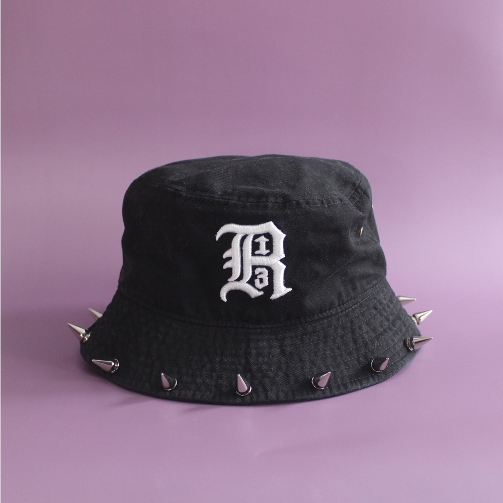 R13 Studded Bucket Hat - Black - OS